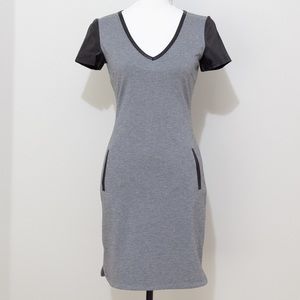 Banana Republic Women's Gray Short Sleeved Dress with Faux Leather Trim Size 0